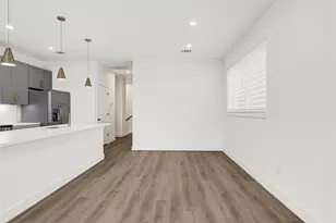 409 Alvia Run Ln, Houston, TX 77018 - Photo 11