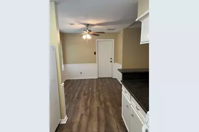 602 Briarclift Lane, Baytown, TX 77521 - Photo 5