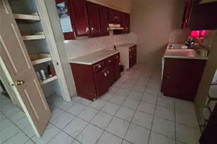4814 Tidewater Dr, Houston, TX 77045 - Photo 7
