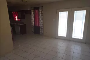 4814 Tidewater Dr, Houston, TX 77045 - Photo 5