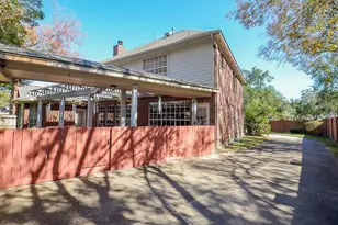 3426 Stoney Mist Dr, Sugar Land, TX 77479 - Photo 39