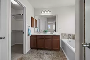9979 Chimney Swift Ln, Conroe, TX 77385 - Photo 29