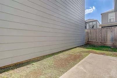 8930 Spring Knoll Forest Drive, Houston, TX 77080 - Photo 29