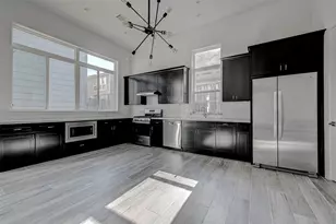 8930 Spring Knoll Forest Dr, Houston, TX 77080 - Photo 9