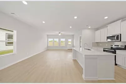 17855 Lionheart Road, Conroe, TX 77306 - Photo 5