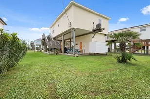 23154 Fresca St, Galveston, TX 77554 - Photo 37