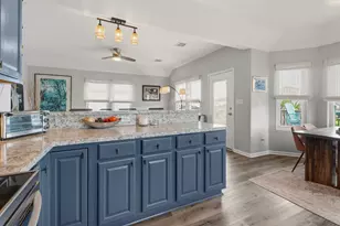 23154 Fresca St, Galveston, TX 77554 - Photo 7