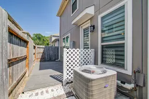 10214 Pinewood Fox Dr, Houston, TX 77080 - Photo 43