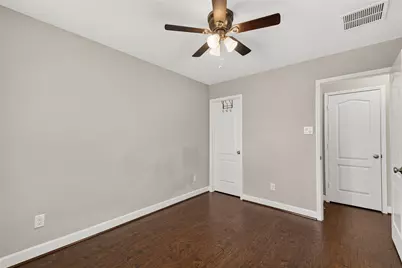 10214 Pinewood Fox Drive, Houston, TX 77080 - Photo 33
