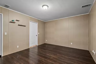 211 Woodstock, Livingston, TX 77351 - Photo 17