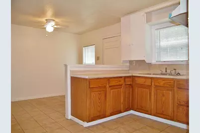 256 Fm 3083, Conroe, TX 77301 - Photo 9