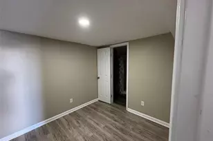 2002 Barbee St, Houston, TX 77004 - Photo 5