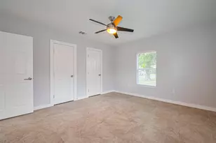 52 Penway St, Houston, TX 77022 - Photo 7
