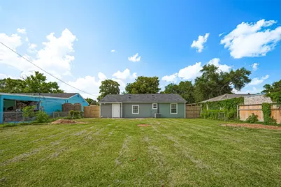 52 Penway Street, Houston, TX 77022 - Photo 11