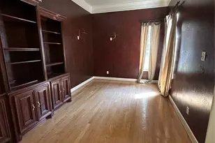 1648 Lakeside Enclave Dr, Houston, TX 77077 - Photo 5