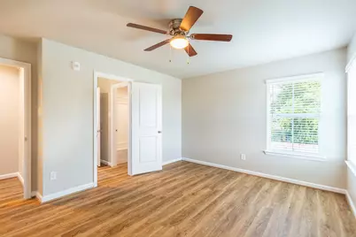 231 Park Place Circle #D, Waller, TX 77484 - Photo 5