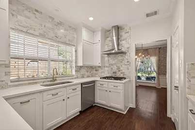 15306 Greenleaf Lane, Houston, TX 77062 - Photo 21