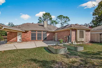 15306 Greenleaf Lane, Houston, TX 77062 - Photo 47