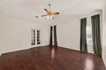 15306 Greenleaf Lane, Houston, TX 77062 - Photo 37