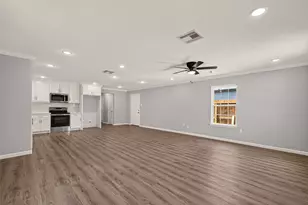 7414 S Hall St, Houston, TX 77028 - Photo 3