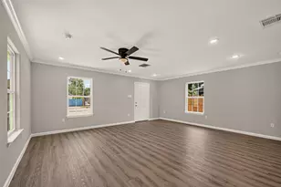 7414 S Hall St, Houston, TX 77028 - Photo 5