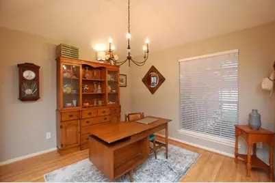 2910 Queen Victoria Street, Pearland, TX 77581 - Photo 9