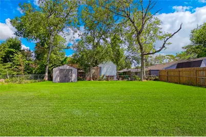 1938 Barnsley Lane, Houston, TX 77088 - Photo 15
