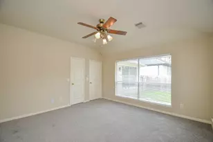 102 N Holly Laurel Cir, The Woodlands, TX 77382 - Photo 17