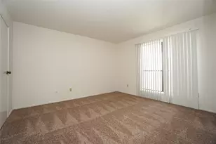 6602 Harbor Town Dr, Houston, TX 77036 - Photo 9