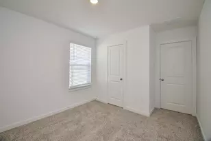 2530 Ocean Jasper Dr, Iowa Colony, TX 77583 - Photo 9