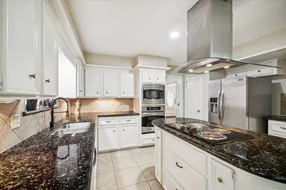 6723 Apple Valley Lane, Houston, TX 77069 - Photo 11