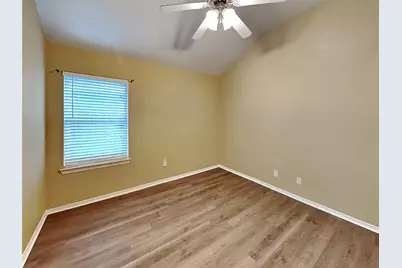 719 Chase View Drive, Bacliff, TX 77518 - Photo 11
