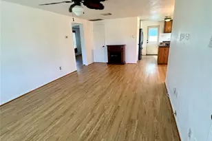 124 7th St, San Leon, TX 77539 - Photo 3