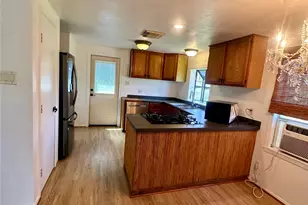 124 7th St, San Leon, TX 77539 - Photo 11