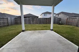 18731 Frost Ridge Dr, Crosby, TX 77532 - Photo 25