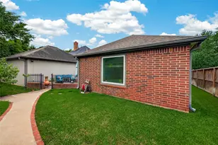 1310 Mill Stream Ct, Sugar Land, TX 77479 - Photo 41