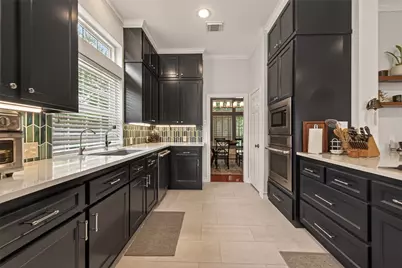 1310 Mill Stream Court, Sugar Land, TX 77479 - Photo 11