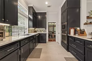 1310 Mill Stream Ct, Sugar Land, TX 77479 - Photo 11
