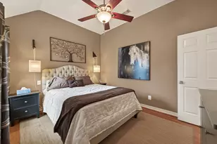 1310 Mill Stream Ct, Sugar Land, TX 77479 - Photo 33