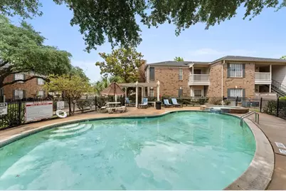 2626 Holly Hall Street #303, Houston, TX 77054 - Photo 15