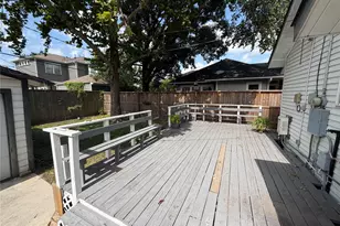 205 E 24th St, Houston, TX 77008 - Photo 11