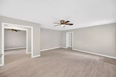 1709 Capri Lane, Seabrook, TX 77586 - Photo 3