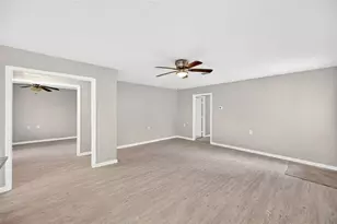 1709 Capri Ln, Seabrook, TX 77586 - Photo 3