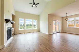 15307 Laurel Oak Ln, Santa Fe, TX 77517 - Photo 11