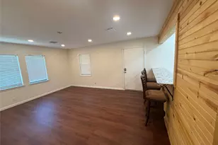 11874 Vanwood St, Willis, TX 77318 - Photo 5