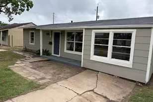 815 W 12th St, Freeport, TX 77541 - Photo 1