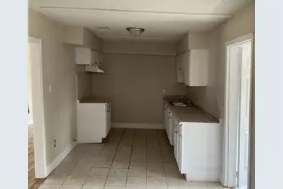 815 W 12th Street, Freeport, TX 77541 - Photo 5