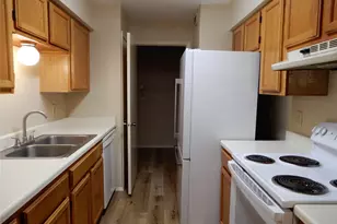 9797 Leawood Blvd, Houston, TX 77099 - Photo 7