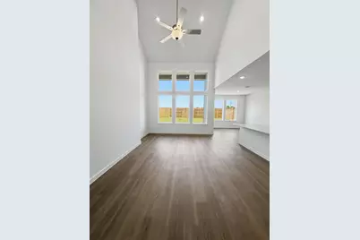 13902 Bay Crest Drive, Texas City, TX 77539 - Photo 7
