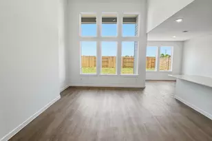 13902 Bay Crest Dr, Texas City, TX 77539 - Photo 7